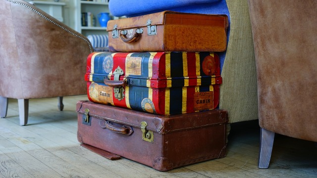 luggage-1436515_1280